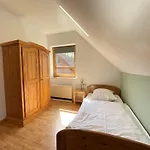 Haus 28 - Hundefreundlicher Rueckzugsort Fuer Erholung Und Abenteuer Im Gruenen בית נופש Nieheim