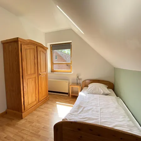 28 Semesterbostad Nieheim