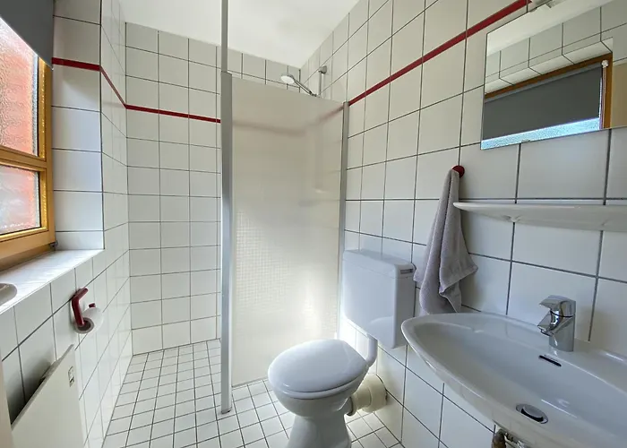 بيت للعطل 28 *